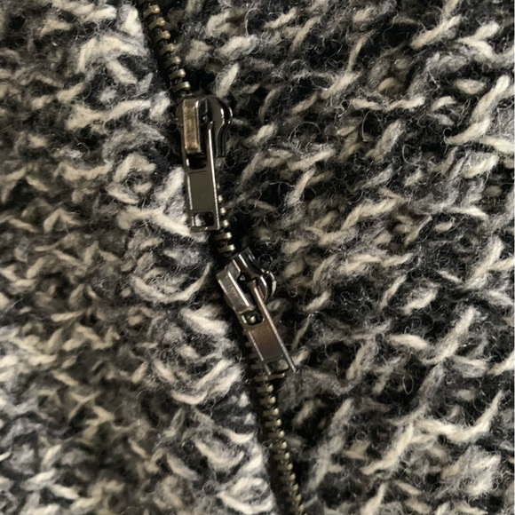 Eileen Fisher Wool Blend Sweater Vest - Picture 7 of 7